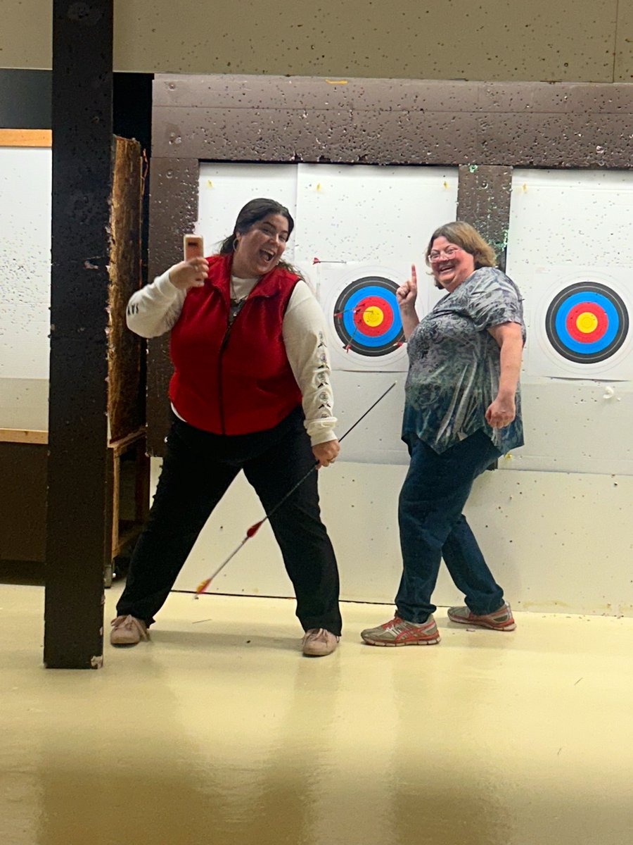 elisedorazio's tweet photo. Trust building exercises with friends and weapons ☺️🏹 For more check out my #instagram and #youtube channels (link in bio) 🎯 #archery #longisland #newyork #sports #smithpoint #tighttights https://t.co/QV0WKotSdd