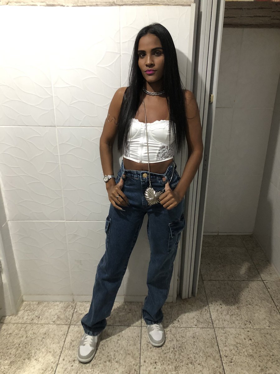 BellynhaSantt's tweet photo. A ida é até bom, mas a volta é mil vezes melhor 🥰 https://t.co/UjRMAJ7rZJ