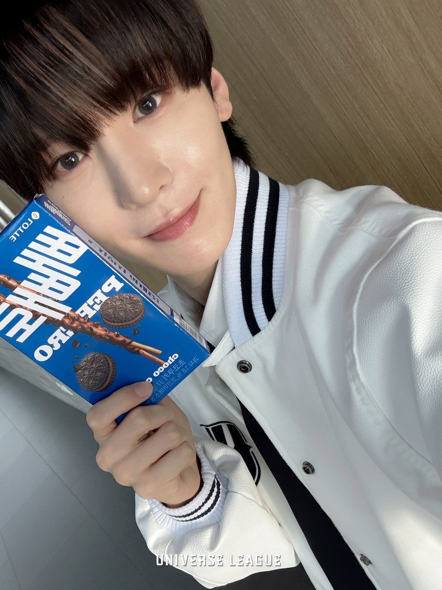 unvs_league's tweet image. 띵동! (💌)
달콤한 선물이 도착했습니다 🍫
선수들이 주는 빼빼로를 받아주세요!

소년들의 생존을 결정할
첫 번째 글로벌 팬 투표 진행 중!

#유니버스리그 #universeleague
#강준혁 #켄타 #금진호