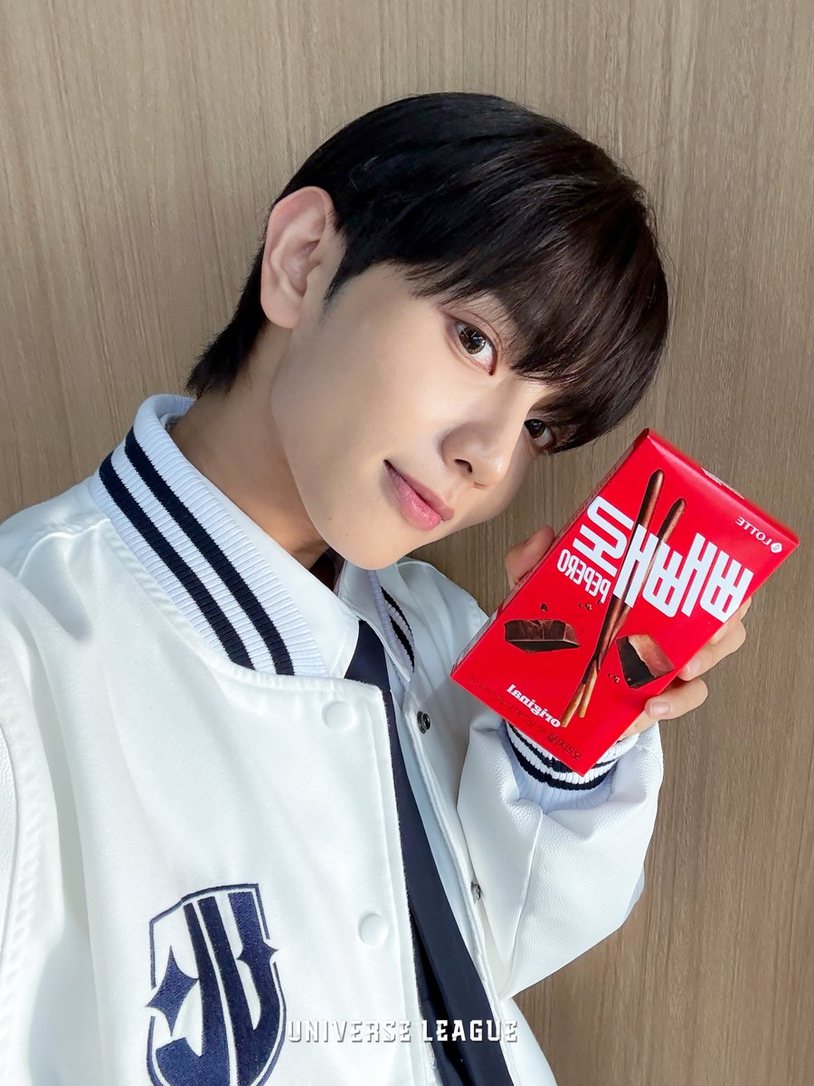 unvs_league's tweet image. 띵동! (💌)
달콤한 선물이 도착했습니다 🍫
선수들이 주는 빼빼로를 받아주세요!

소년들의 생존을 결정할
첫 번째 글로벌 팬 투표 진행 중!

#유니버스리그 #universeleague
#권희준 #리쯔누오 #리쯔웨이