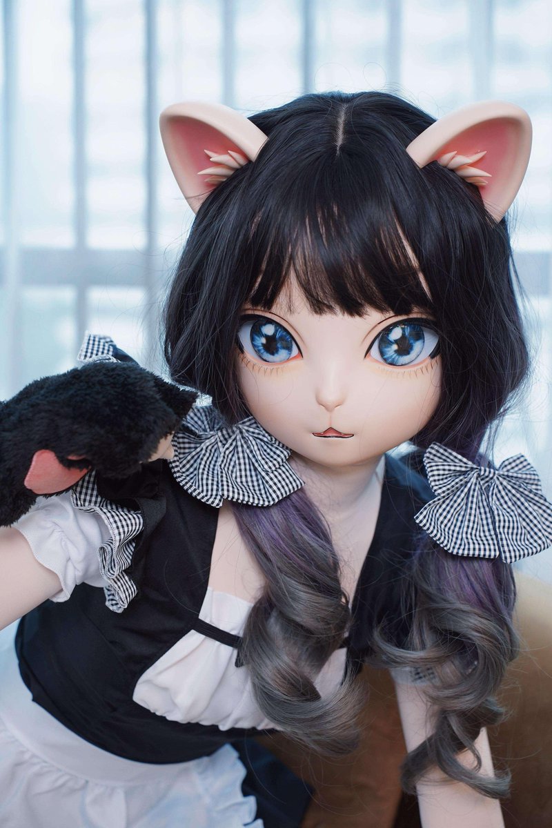 RikkaDreammask's tweet photo. メイドの猫は可愛いでしょう。
#Hidolls
#dollmask
#HD04 #リリス #Maskgo
#ドール面
#着ぐるみ
#kig #猫頭 https://t.co/Tw5S6j68XC