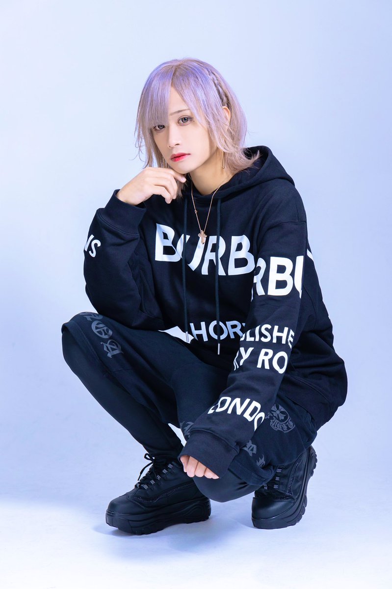 REBORN0225's tweet photo. 📸撮影してきたよ📸

🔥Tiktok配信毎日トータル6時間🔥

  🔥トップライバー目指してます🔥

インスタTiktokフォローお願いします

🔥応援してください😊良いね＆ RT🔥

#TikTokライブ  #インスタ #ホスト 
#ホストル求人 #ホスト体入 #拡散 
#歌い手 #V系 #いいねお願いします https://t.co/QLjv3neoUw