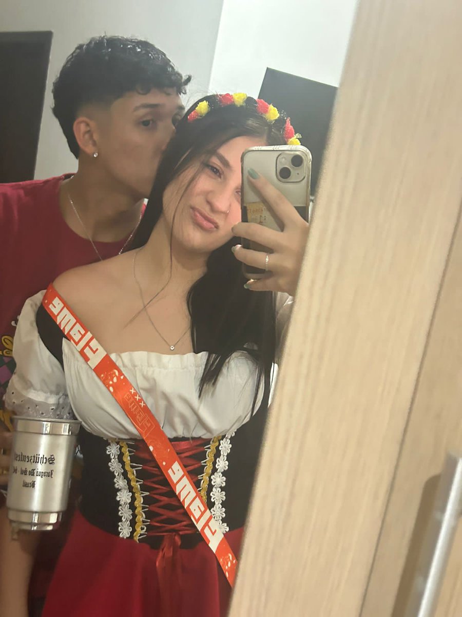 feelixkk's tweet photo. segue a frida segue a frida https://t.co/smqT25okGg