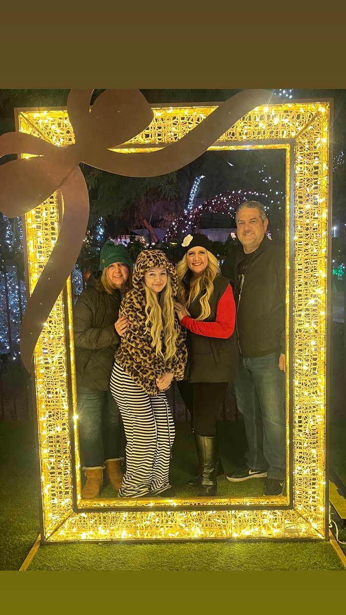 lptalkdoc's tweet photo. The Festive Season has begun! #Merrymerry https://t.co/W70QBvi1MZ
