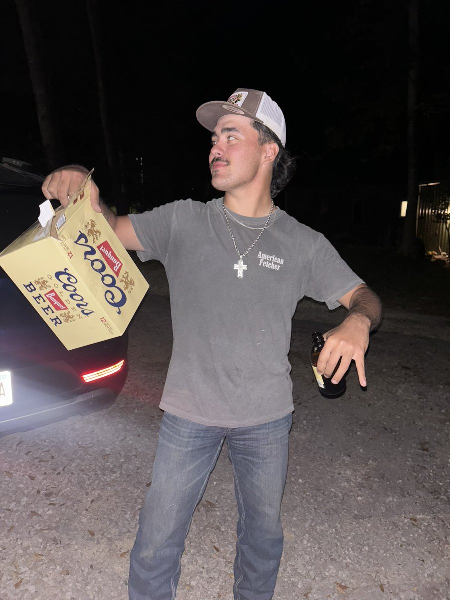 JDMosley4's tweet photo. @CoorsLight oughta sponsor me https://t.co/81eLUU1c03