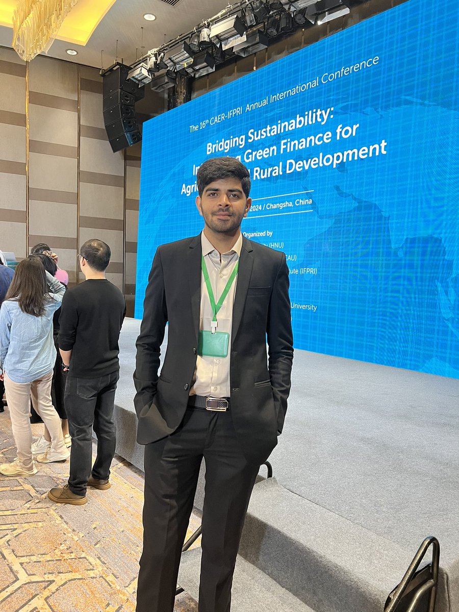 International Young Scholars forum, CAER IFPRI Annual Conference 2024 in Changsha, Hunan, China 🇨🇳 
#youngscholars #youthforum #Conference #china #internationalstudents #agriculture