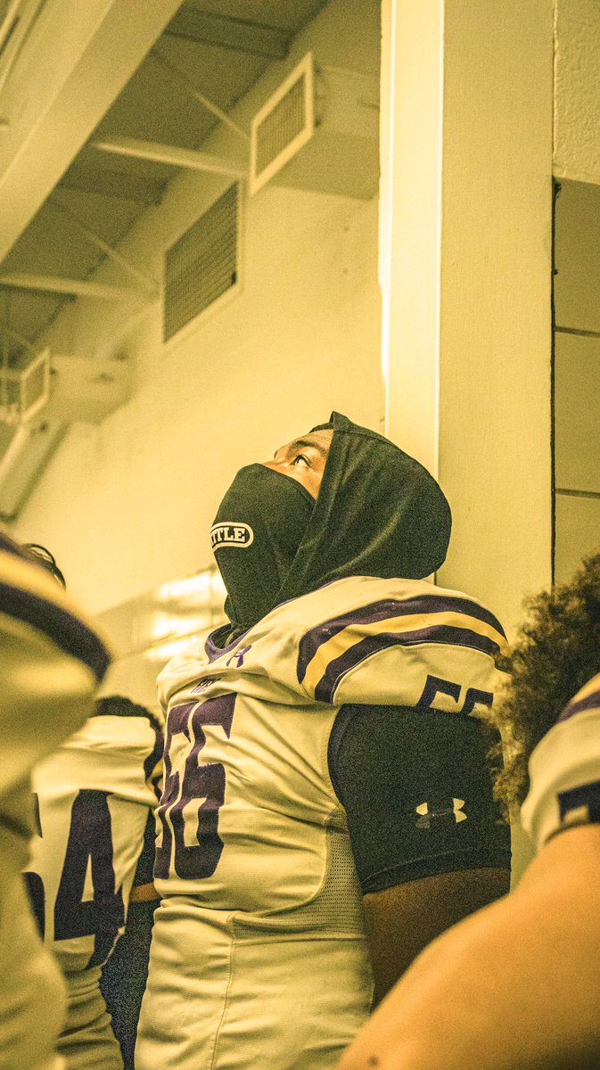 CarlosShird's tweet image. Full season highlights 💜hudl.com/v/2QjvzH