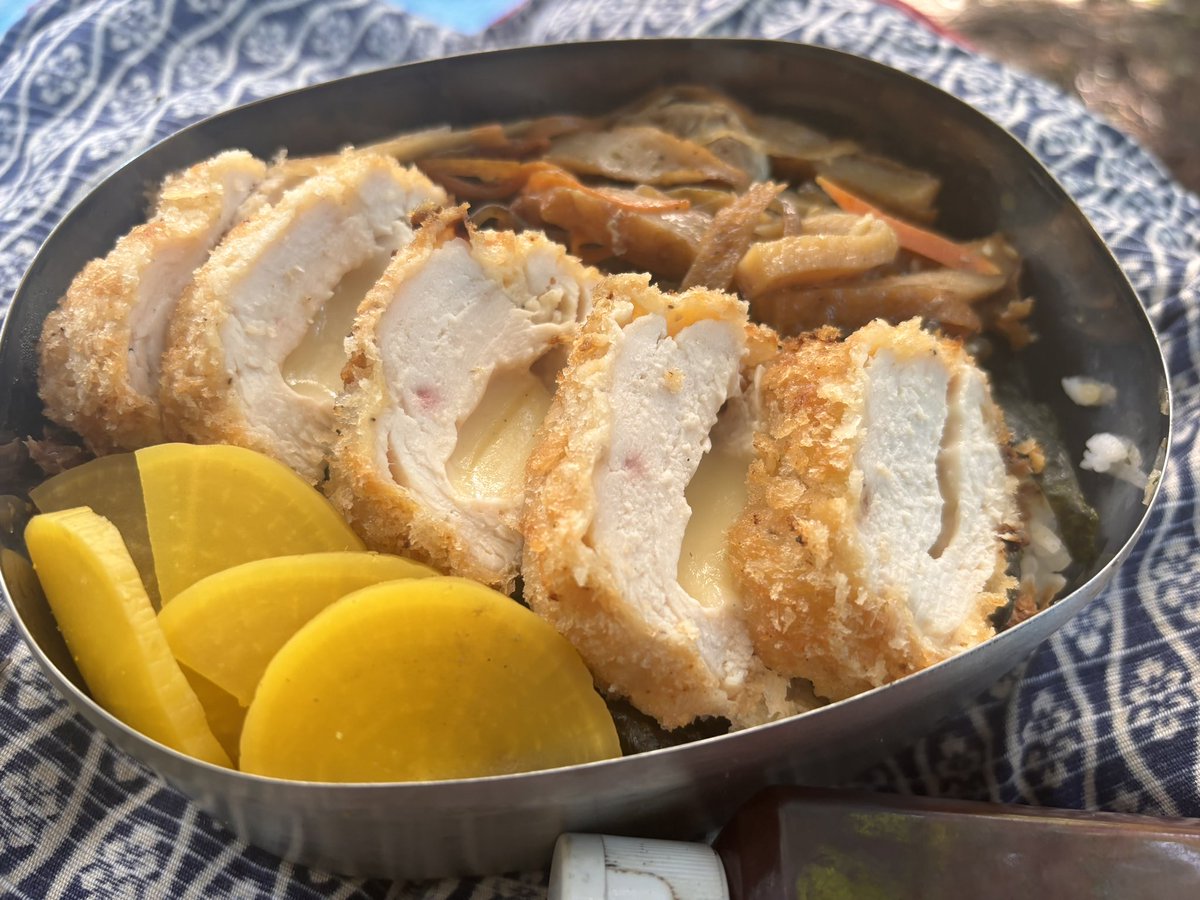21__gram's tweet photo. お弁当のレベルが上がれば上がるほど、将来の夢はお嫁さんだと言いたくて仕方なくなっています。

ちゃんと美味しかったので、先日の花火の思い出をそっと。 https://t.co/NnM6doh6kv