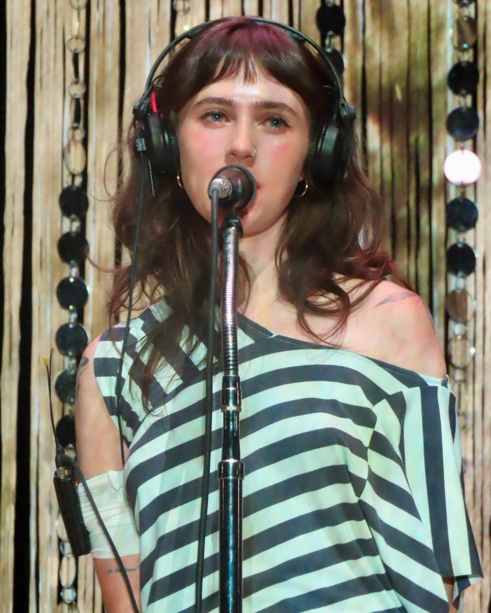 clairo. that’s the tweet.