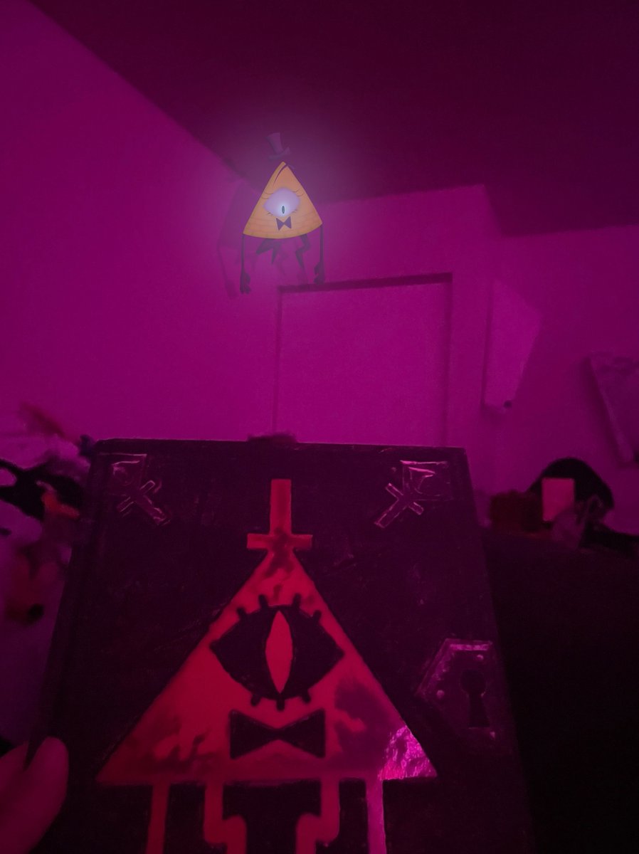 VHSTaperOG's tweet photo. Chat, I think I’m cooked-

(Inspired by Squidflavored soup on tumblr, and their Roomie Cipher) #BillCipherFanart #BillCipher #GravityFalls #gravityfallsfanart #digitalart #ArtistOnX #digitalartist #digitalartwork https://t.co/RkixKYcQqc