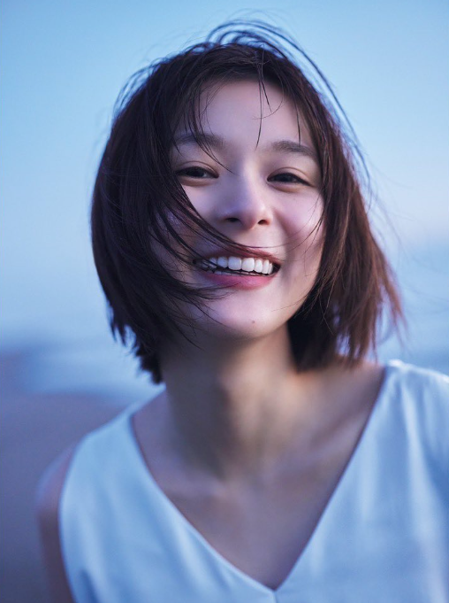 HAIII #IROICHI SELAMAAT PAAAGIII~

pagi ini cerah setelah weekend dihajar hujan beberapa kali, rasanya syahdu kadang sendu

biar nggak galau mulu, ayo request lagu jepang favoritmu biar bisa kita puterin di #IROIRO edisi selasa besok

hehehe
luvchu