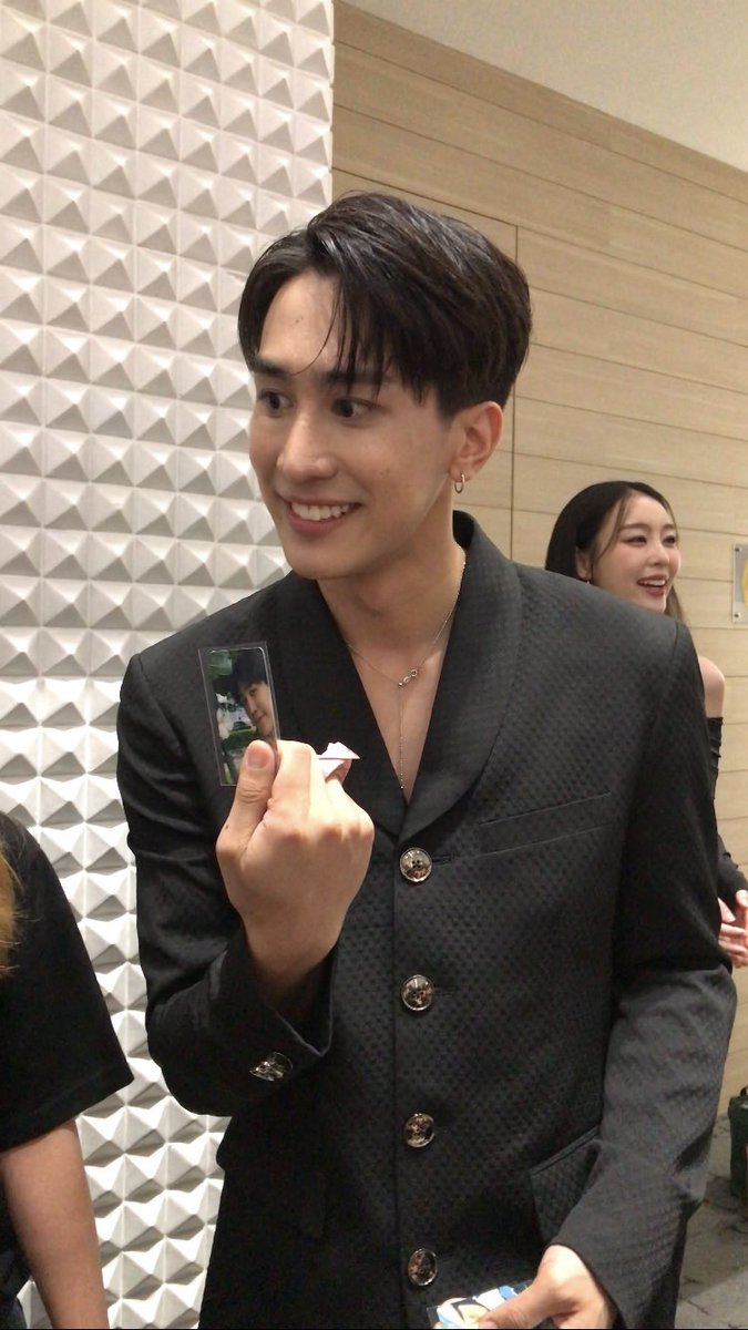 bubble_bung's tweet image. วันแรกที่ได้เจอก็ตกหลุมรักน้องตั้งแต่ครั้งนั้นเลย รักและเป็นห่วงเสมอเลยนะครับ 🥺❤️

#HappyBackpackDay1st
@kc_guide #GuideKantapon #Guidekc