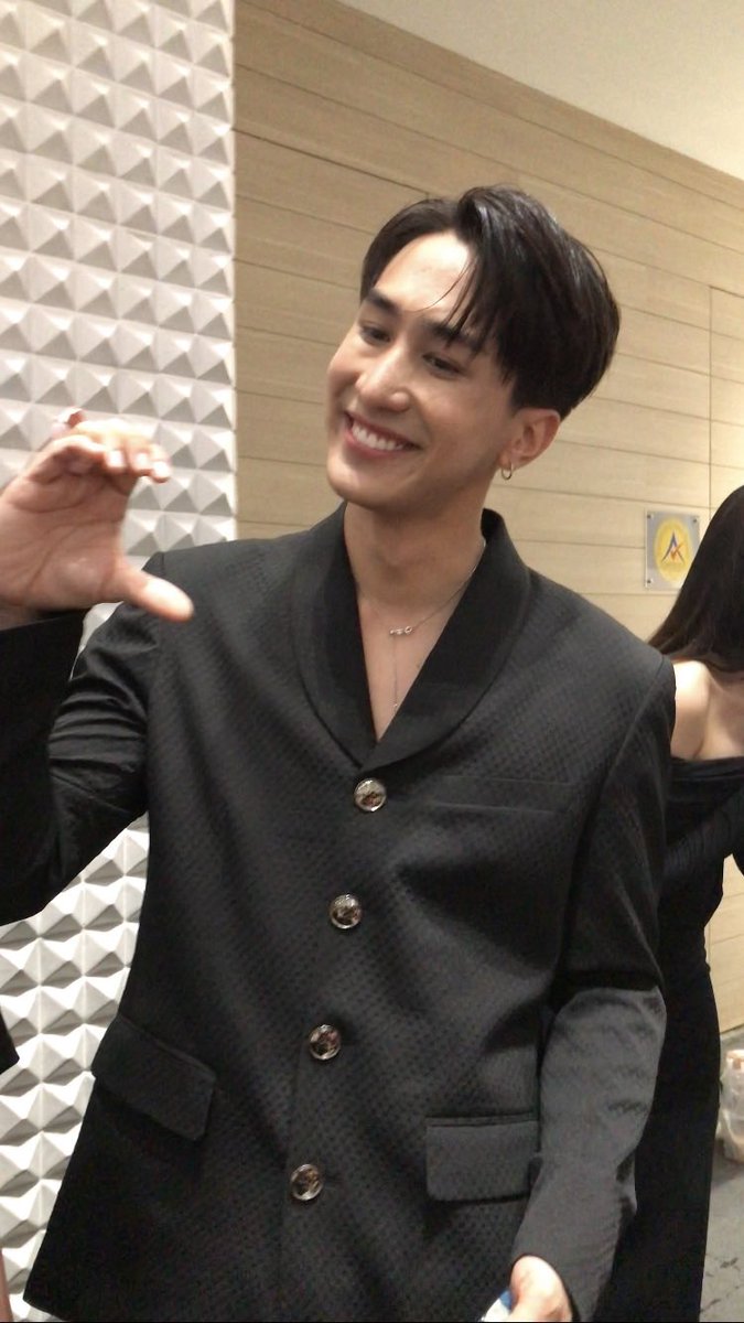 bubble_bung's tweet image. วันแรกที่ได้เจอก็ตกหลุมรักน้องตั้งแต่ครั้งนั้นเลย รักและเป็นห่วงเสมอเลยนะครับ 🥺❤️

#HappyBackpackDay1st
@kc_guide #GuideKantapon #Guidekc