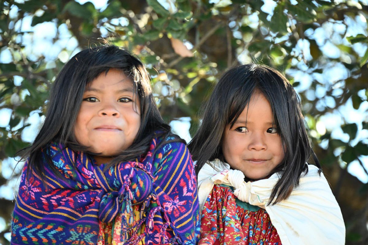 Three foundations serving three states in two countries… I love my job! Everyday is a completely new day and our team is the best of the best in nonprofit healthcare work. ✊🏽💛🙌🏽  

Entregaron empresarios despensas y más a comunidades en Creel: puentelibre.mx/noticia/apoyo_…