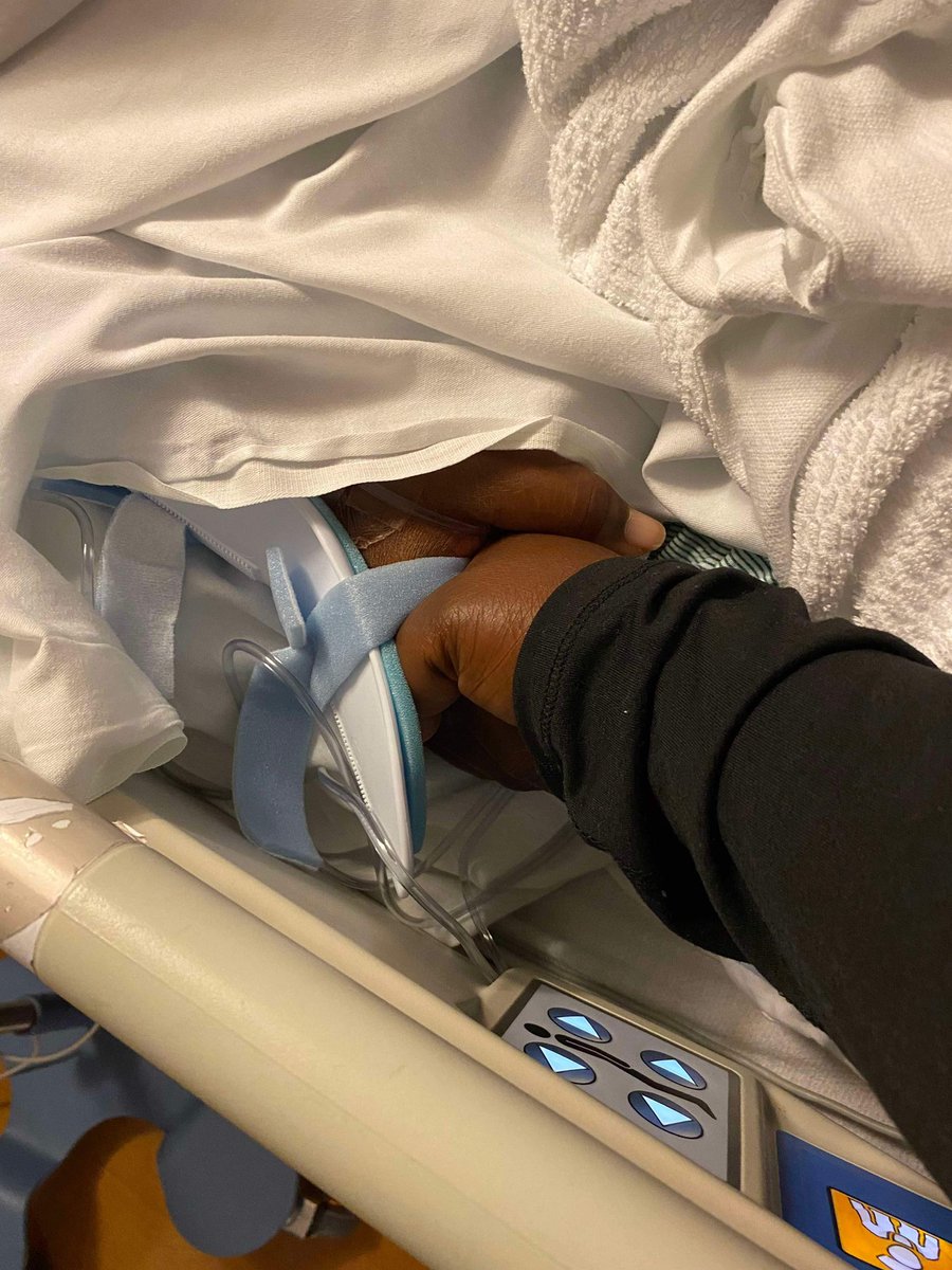 ExquisiteWill's tweet photo. My aunt is currently in the hospital in a coma. Any and all prayers and thoughts are so appreciated. This has placed my family in a bind not only emotionally and financially. If anyone wants to or can help I’m trying to raise $2100 to take some of the strain off. https://t.co/dkqcggrMt7