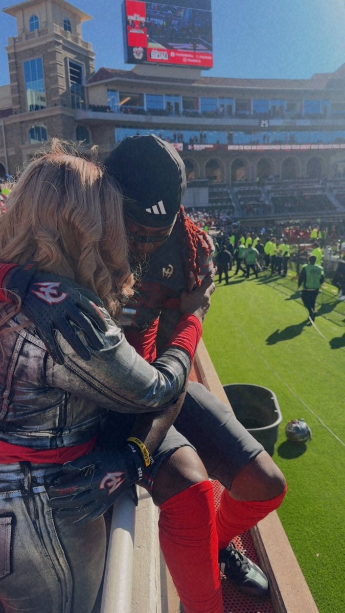 isyfashion's tweet image. Jeremiah 29:11
&quot;For I know the plans I have for you,&quot; declares the LORD, &quot;plans to prosper you &amp;amp; not to harm you, plans to give you hope &amp;amp; a future.&quot;
@JordanBrown6ix I’m proud of u for always keepingHIM 1st &amp;amp; knowin HE u can’t do anything w/out HIM!
#TheBestIsYetToCome #Wreckem