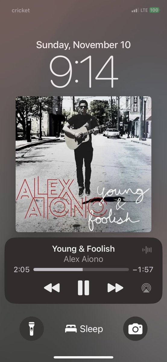 savannahbess's tweet photo. Haven’t heard this song in so long😍😍 https://t.co/thEQq7RShV
