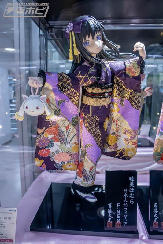週末の話題】フィギュア 彩色見本が展示 #吉徳×#FNEX -日本人形- 1/4