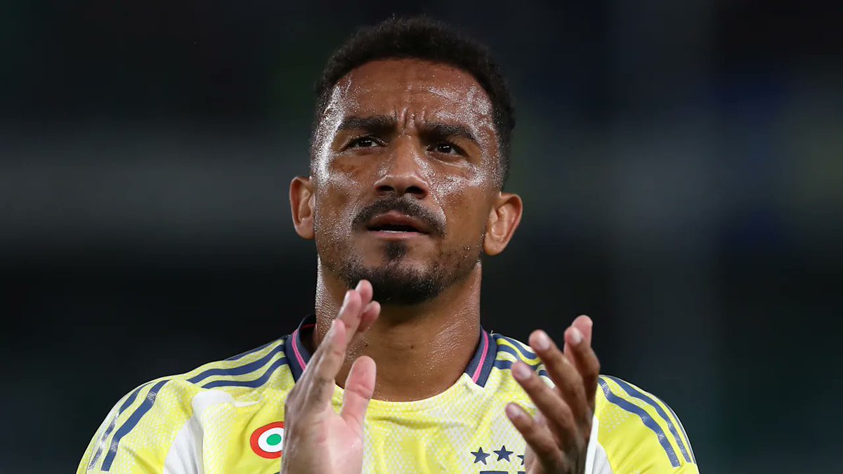 Juve_Talk_'s tweet photo. New #ManUtd manager to target Danilo? https://t.co/HsgBrGU8TN #Juve #Juventus #SerieA https://t.co/OvlijYX3yM