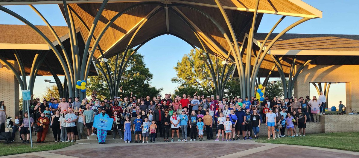 ATPTPodcast's tweet image. Good evening!

I want to give a big THANK YOU to all the Pokemon GO Trainers who attended and were able to donate for the Frisco Food Drive!

Here are some early stats:
🔵An estimated 200 Pokemon Trainers made a donation for the cause! 
🔴Over $1,500 was donated! 
🟡Over 500…