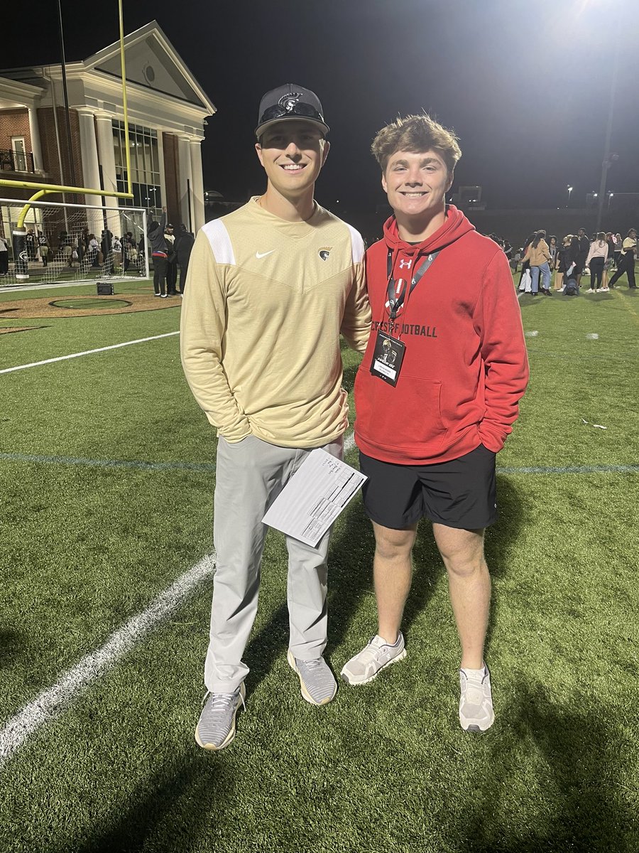 Logan Moore tweet media