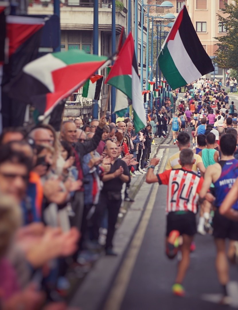 Mila esker gerturatu zineten guztiei, elkartasunak ez du etenik!