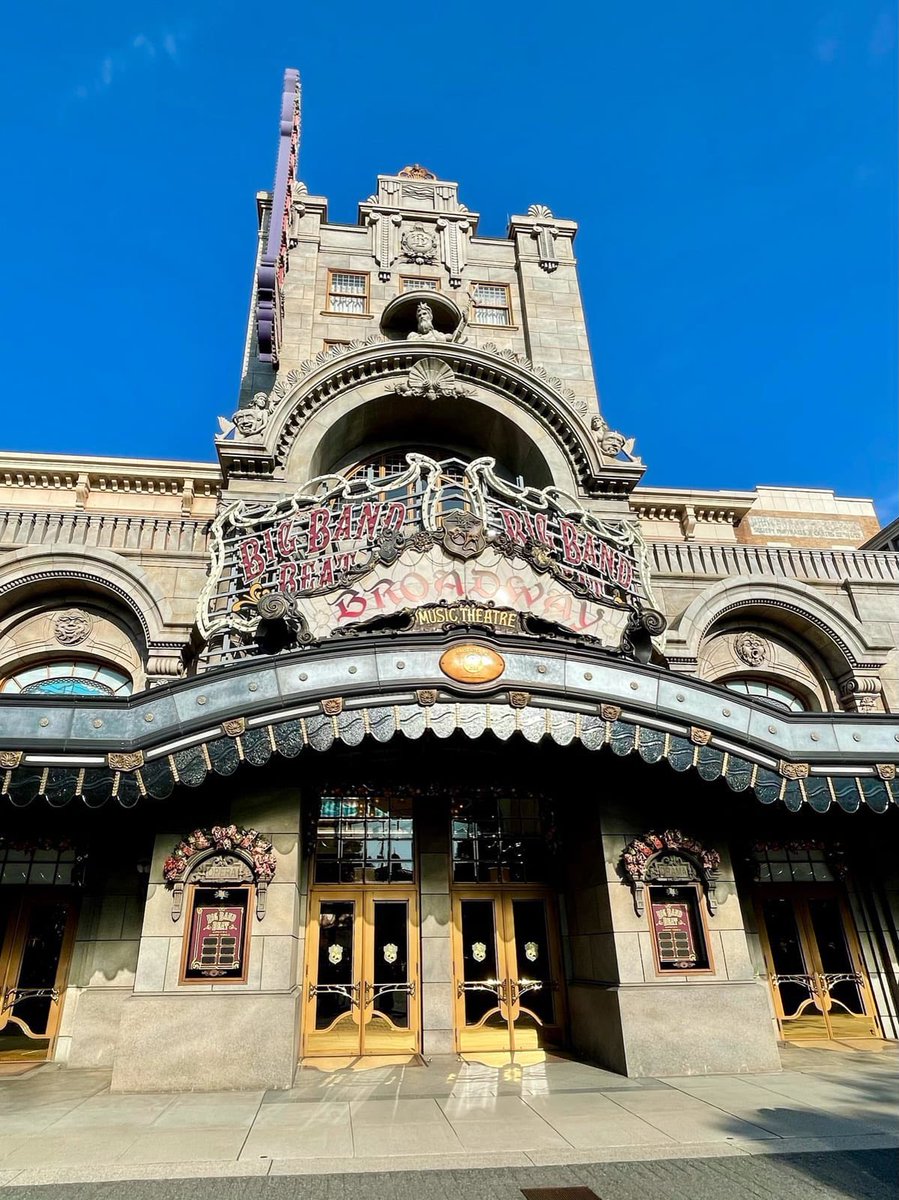 MezzoMikiD's tweet photo. 東京ディズニーシー
「ビッグバンドビート〜ア・スペシャルトリート〜」
2025年9月30日をもって公演を終了することが発表されました。
新しいエンターテイメントプログラムについては、決定次第発表されます。 https://t.co/tjKaH8DHnD