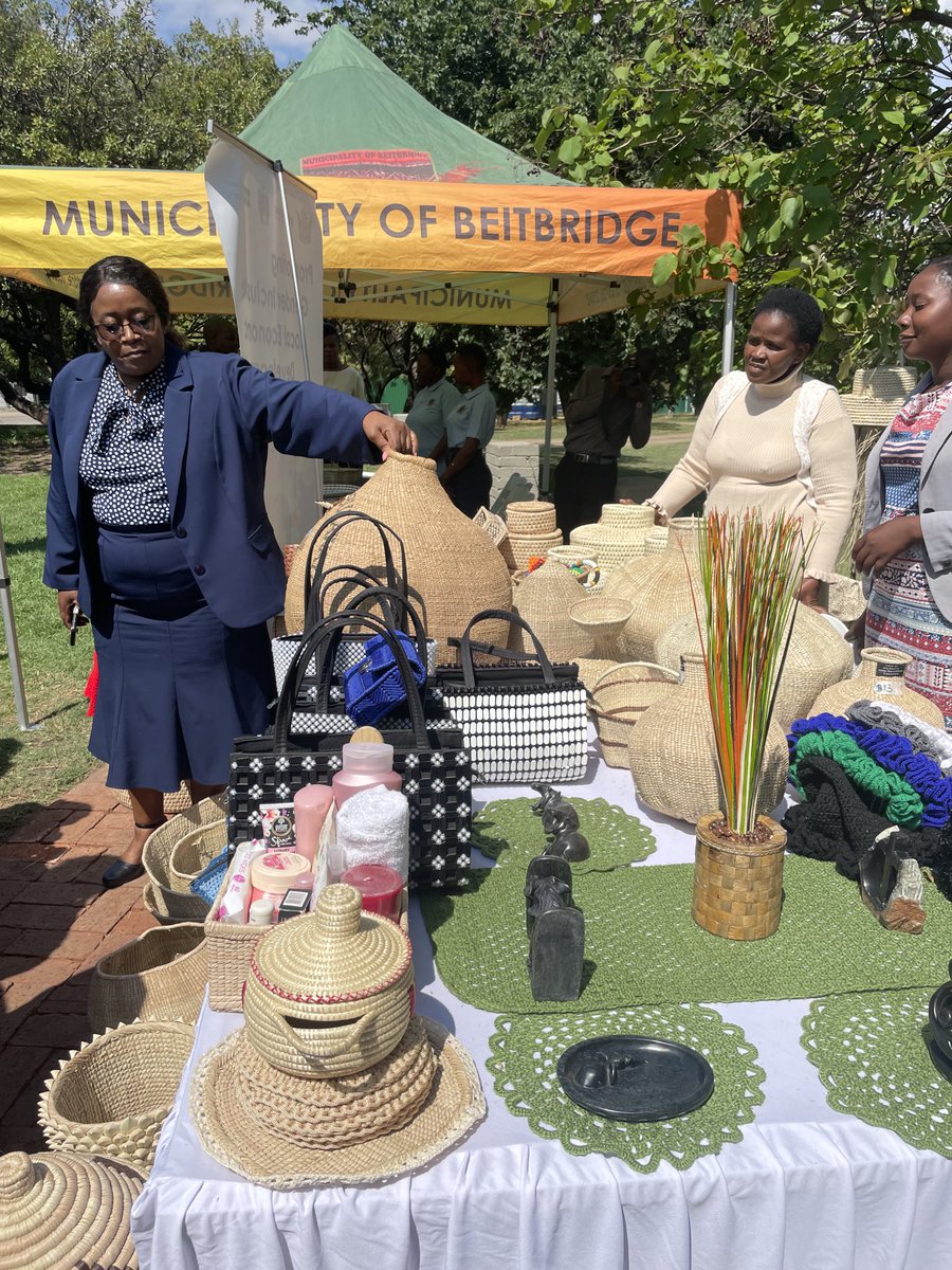clowemorna's tweet photo. Zimbabwe 🇿🇼 Local Economic Development Summit underway #innovation #ingenuity #gender #equality ⁦@CityofBulawayo⁩ ⁦@MurewaRdc⁩ ⁦@WOSSOGL⁩ ⁦@WVLSouthAfrica⁩ ⁦@VCSAFund⁩ ⁦@SarahMistryBGS⁩ ⁦@vanyaradzayi⁩ ⁦@almolokomme⁩ #GRBudget https://t.co/4JdxY9N4Eu