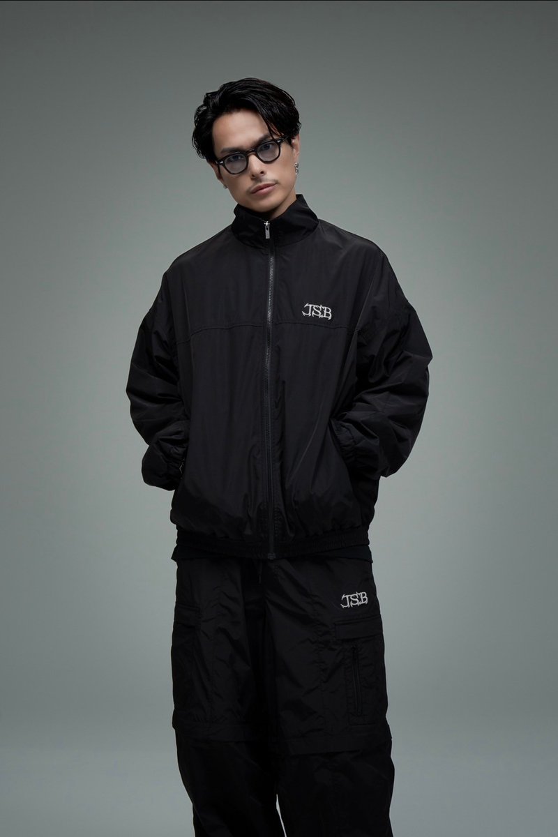 vertical_garage's tweet photo. 【J.S.B.】
J.S.B. POP-UP in FUKUOKA

DATE：11/15(FRI)-11/18(MON)
ADDRESS：〒810-0001
福岡市中央区天神2丁目2-43
SOLARIA PLAZA 3F 307区画

#JSB
#三代目JSOULBROTHERS @jsb3_official
#今市隆二 https://t.co/Di7xgAZK0j
