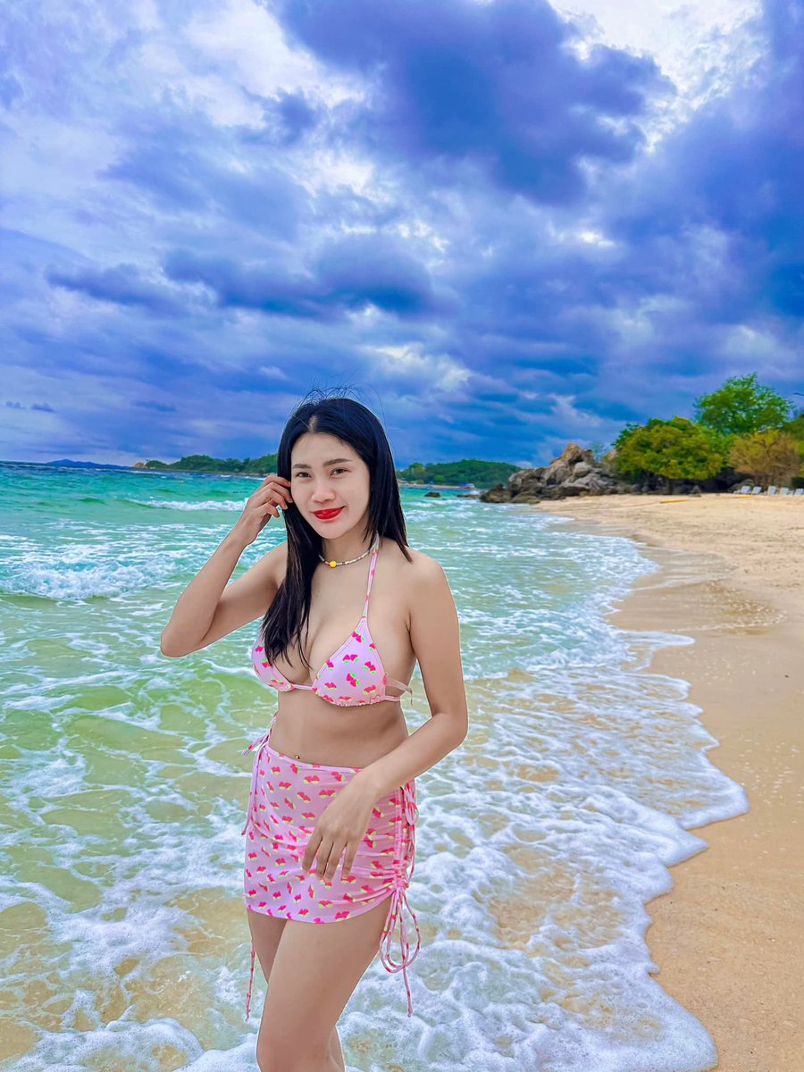 Ploy782318's tweet photo. จะทะเลหรือภูเขา ก็คงสู้เราไม่ได้หรอก
#โสดมากจีบได้  #หมูเด้งจะเด้งกี่โมง #ตามหารักแท้ #จริงใจแล้วมีตัวต��  #คู่ชีวิต #เงิน #สาวสระบุรี #มีใจก็ทักมา #ใจยังว่าง https://t.co/wl5tMB2cLr