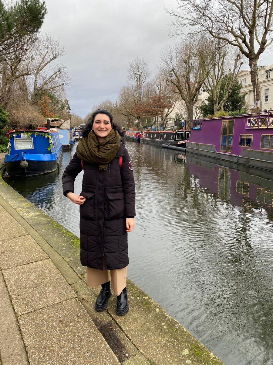 UdLCLA's tweet photo. 1/3 Hola! Soc la Thais (@ThaisNeor) i fa 4 anys que participo activament amb el CLA💪🏽 en els projectes #GLOCALSA i #GLOCIC 🔥 I’m a PhD student interested in #EMI, #HEinternationalisation, #plurilingualcompetence, #translanguaging, #plurilingualassessment &amp; #studentsideology💡🕵🏽‍♀️ https://t.co/4Pb5byCZNs