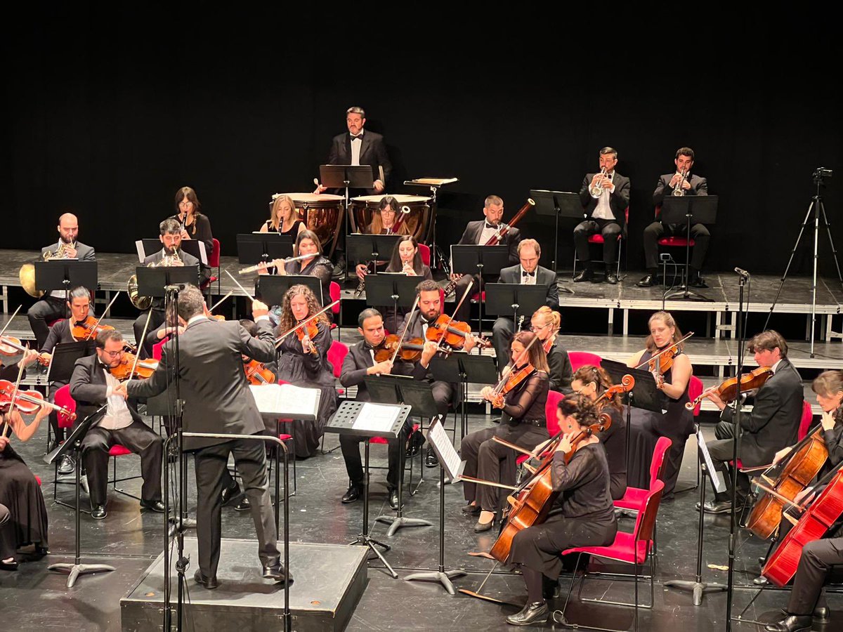 OSCG_Getafe's tweet photo. El segundo concierto de temporada quedará en nuestro recuerdo al haber disfrutado de la Sinfonía concertante para violín, viola y orquesta en Mib Mayor de W. A. Mozart junto a los solistas  Luminita Nenita y Joaquin Arias y la Sinfonía Op. 60 n4 en Sib Mayor de L. V. Beethoven. https://t.co/T8VlDAIGzs