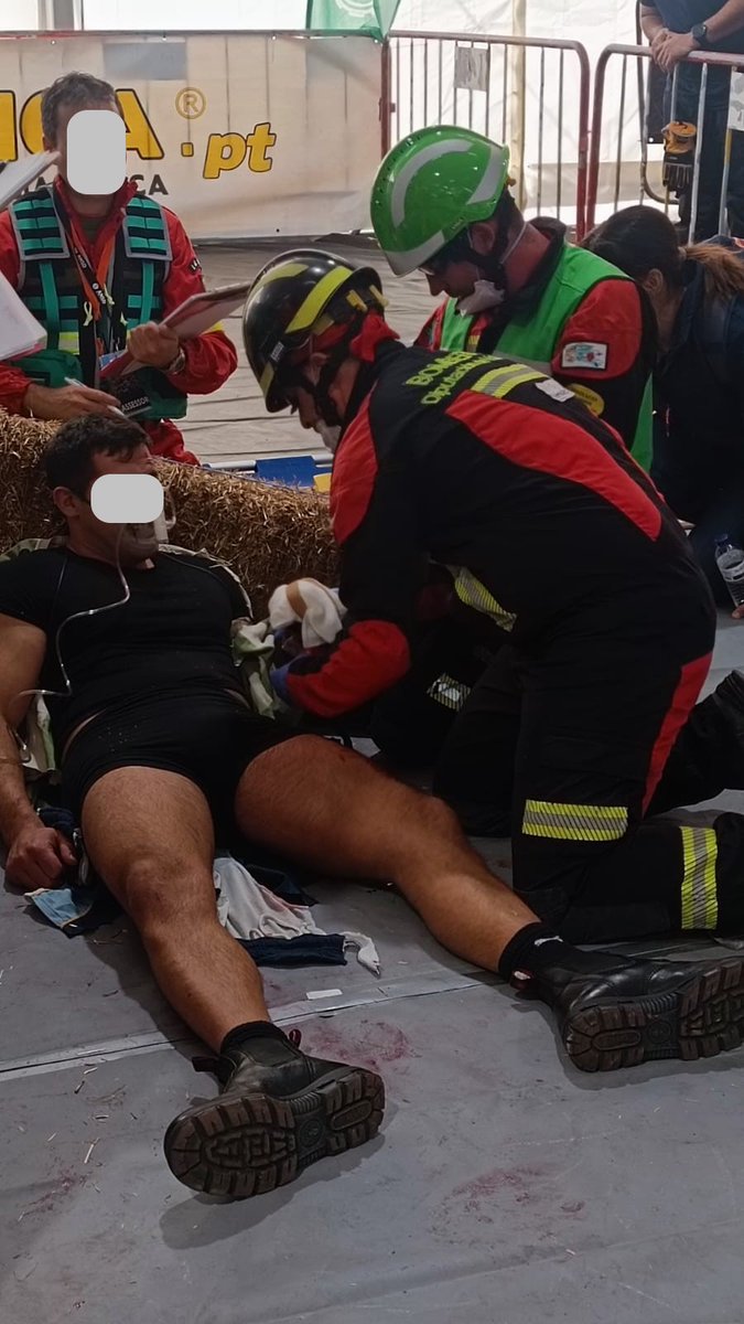 EmergenciaAvila's tweet photo. Representación de @ProteCivilAvila con el equipo de bomberos de la provincia de Valladolid hemos tenido en #WorldRescueChallenge celebrado en #Azores

🏅7º  en maniobra con víctima crítica
🏅13º en maniobra estándar con 1 víctima
🏅15º puesto en la General mundial

¡Enhorabuena! https://t.co/CEzPEn0jno