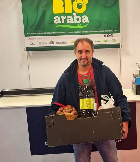 Biocantabria's tweet photo. Eskerrik asko!

#MashMedia, organizadora de #BioAraba en #Vitoria-#Gasteiz, da las #Gracias a todas las personas que han visitado @BioArabaFeria: expositores, entidades...

#MilGracias a quienes trabajan por la #alimentación #ecológica, #sostenibilidad...

https://t.co/mP2Dfepy7T https://t.co/KVAlmxuyzn