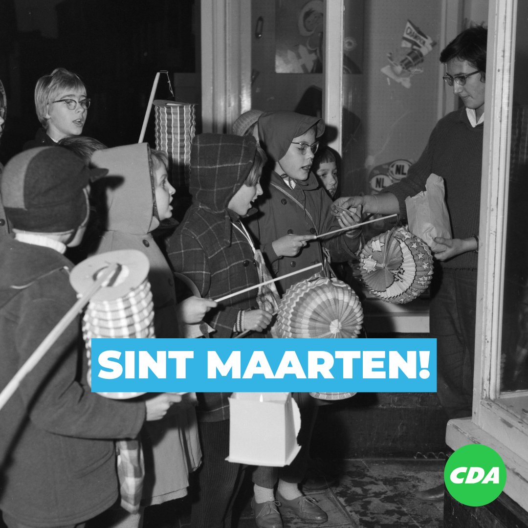 Sint Maarten deelde zijn mantel, de kinderen delen nu hun lichtje en wij delen wat lekkers. #samendelen