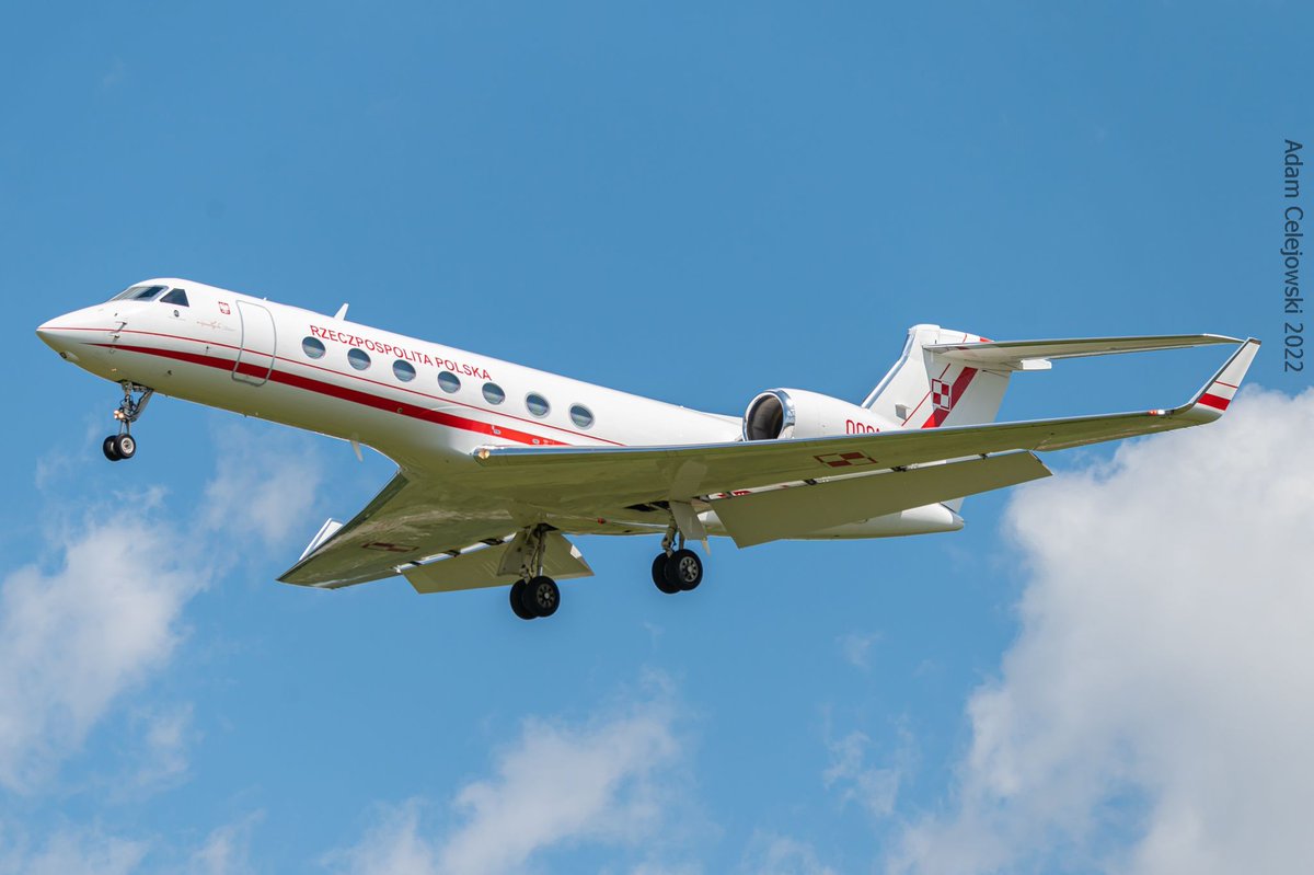 AdasAviation's tweet photo. 🇵🇱 Happy Independence day of Poland!🇵🇱 

✈️: Gulfstream G550
📅: 13.07.2022
📌: Kraków Airport

#Aviation #AvGeek #Photography #photooftheday https://t.co/LjfgIq93PL