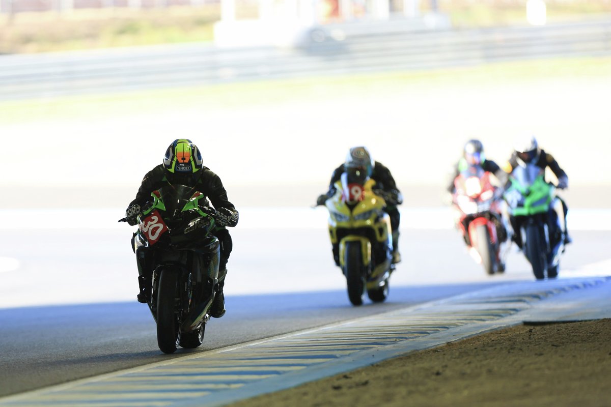 Kawasaki_JPN's tweet photo. Ninja Team Green Cup 第5戦 モビリティリゾートもてぎ
最終戦となった今大会でシリーズチャンピオンも決定!
2024シーズンもたくさんのNinja ZX-25Rライダーの皆様にご参加いただきました。
#カワサキ #NTGC #ZX25R #もてぎ https://t.co/UZiqu90UJY