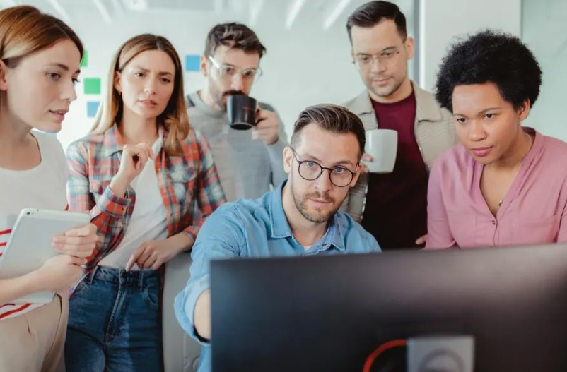 QS2Point's tweet image. Why Software Projects Falter (And How To Succeed)
forbes.com/councils/forbe…
#SoftwareProject #ProjectManagement #Issues #Stakeholders #PoorUserExperience #technology #Product #ProductDevelopment