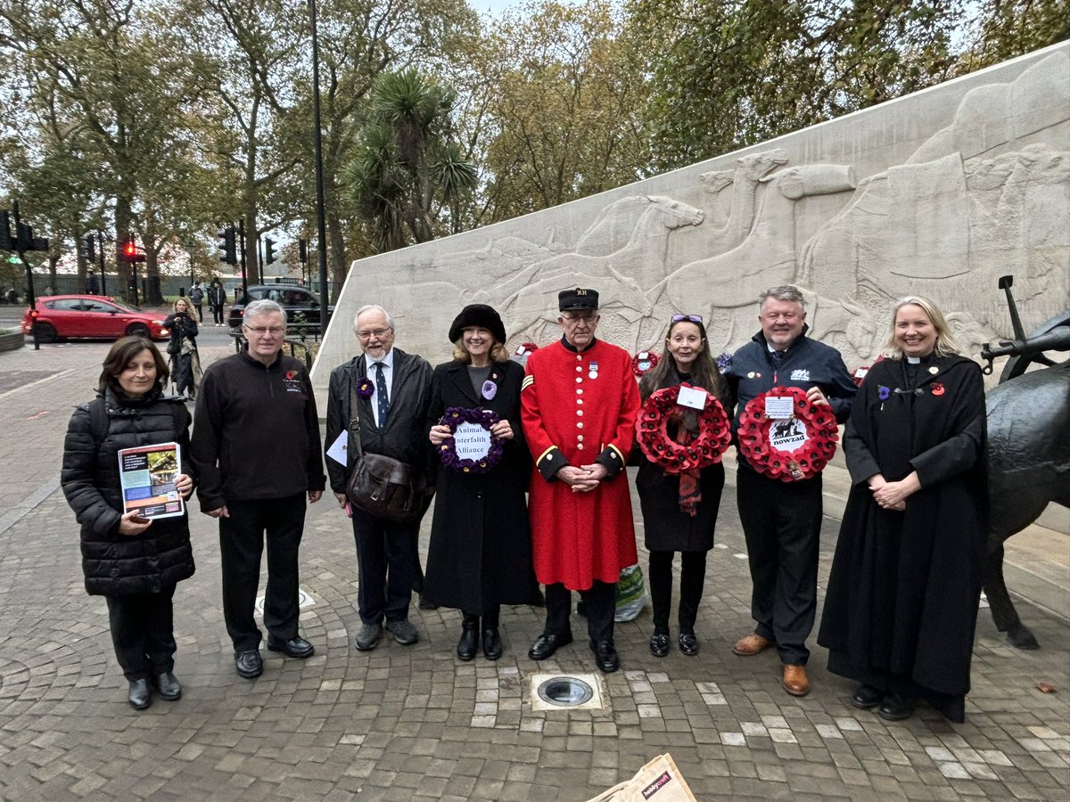 At the Animals in War Memorial yesterday afternoon for our annual Remembrance service. Thank you to <a href="/Nowzad/">NOWZAD</a> for speaking for us and to Barbara from Animal Interfaith Alliance for leading the prayers.