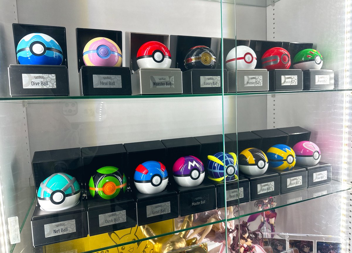 モンスターボールレプリカ全種類販売開始しました！ 最新作のウルトラ