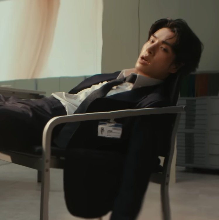 MR. LEE                                      MR. SIM