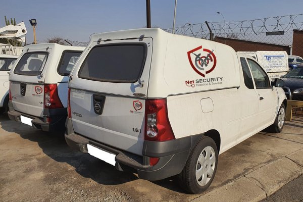 NtsimeLegacy's tweet image. #netsecurity at your service 
064 548 1402