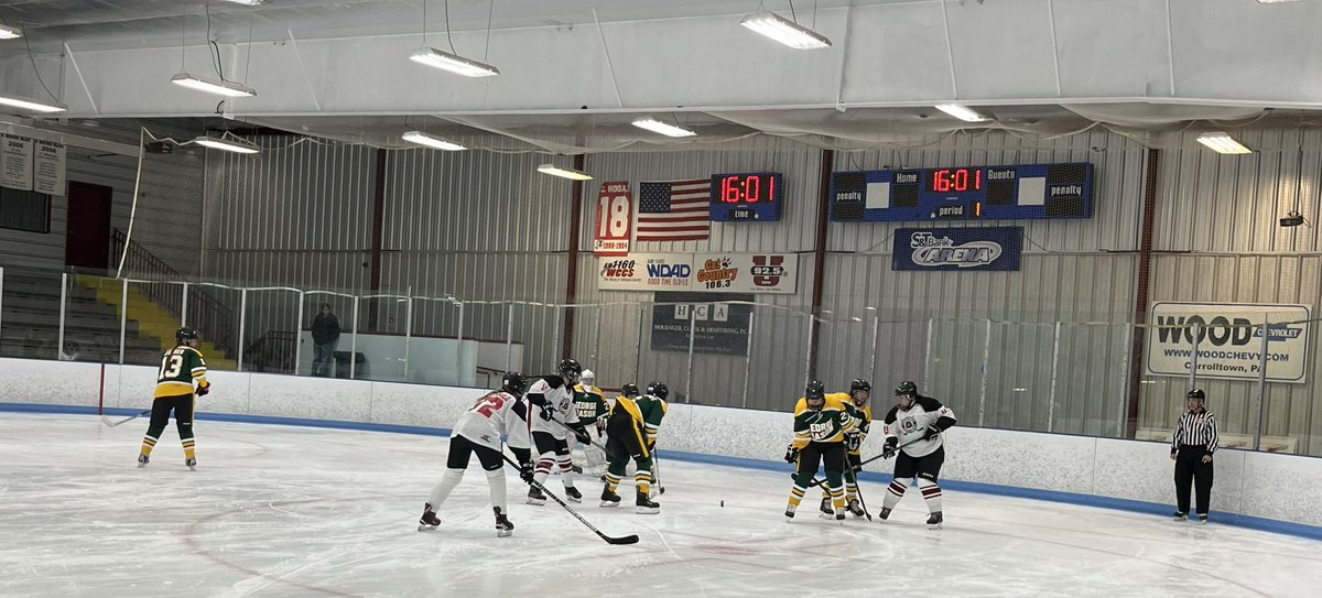 ejohnson314's tweet image. The GMU women’s ice hockey club 🏒 that I’m on played against IUP this morning. I achieved my goal from yesterday: for our team to score at least one point, which we did. We lost badly: 13 to 1, but we didn’t get 0, and that’s all that matters. #lowexpectations