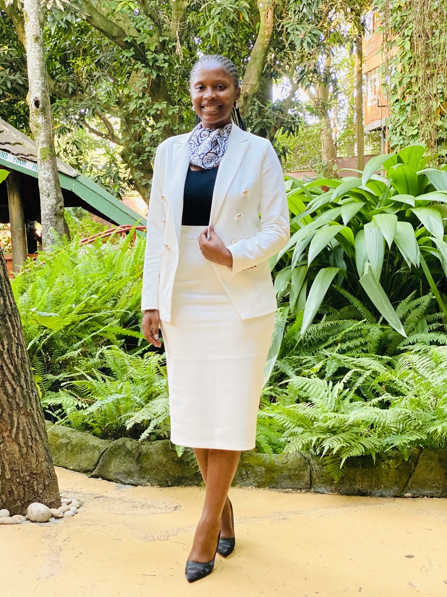 Monday is here! ⁦<a href="/JadaCoffee/">Jada Coffee</a>⁩ promotion is back! At Ugx 50,000, you get a French Press coffee maker and a coffee pack! Just call 0705106262/0772580144.