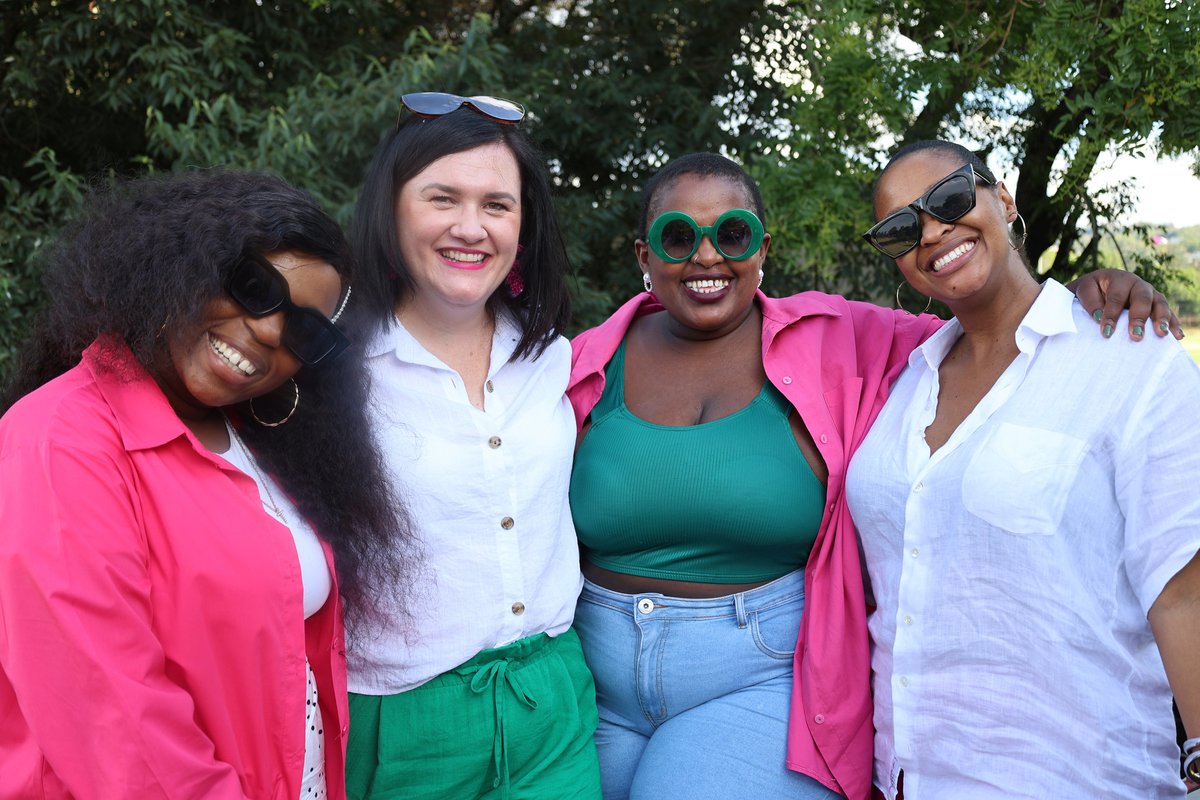 Flow Communications tweet media