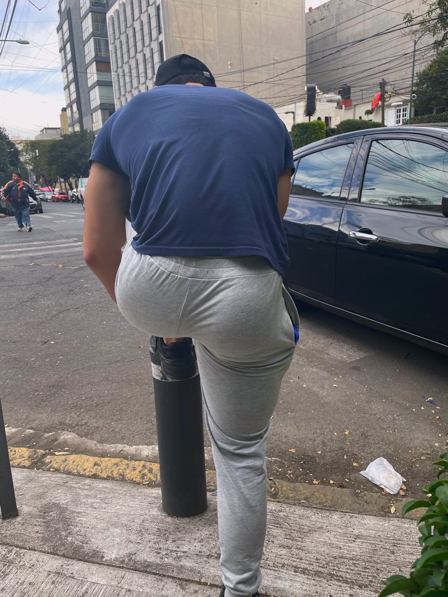 theonlyabrahams's tweet photo. El culo🤤🍑 de @Imbillym_ en la calle/ en mi cara 👅💦🍑

Podría estar jugando, comiendo y cogiendole ese culo por horas , darle duro, suave, rápido, lento, como me lo pida hasta descargarme dentro de el. 

https://t.co/I08hGJ7o90 https://t.co/yDPBB3v4KO