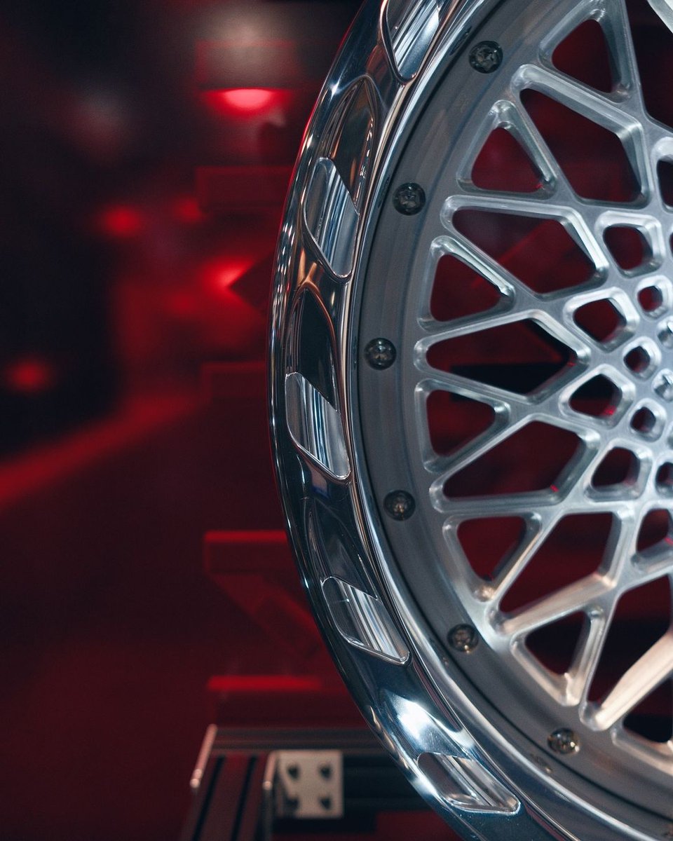LeeAutoVN's tweet photo. SEMA DAY 3 VOSSEN SEMA SHOW 2024
Triển lãm SEMA SHOW (Specialty Equipment Market Association),
năm 2024 là sự kiện lớn của ngành công nghiệp phụ tùng và độ xe, tại Las Vegas, USA.
#SEMA #SEMASHOW #SEMA2024 #Vossen #VossenWheels #VossenSEMA #LEEAUTO https://t.co/B7MrLXObF7