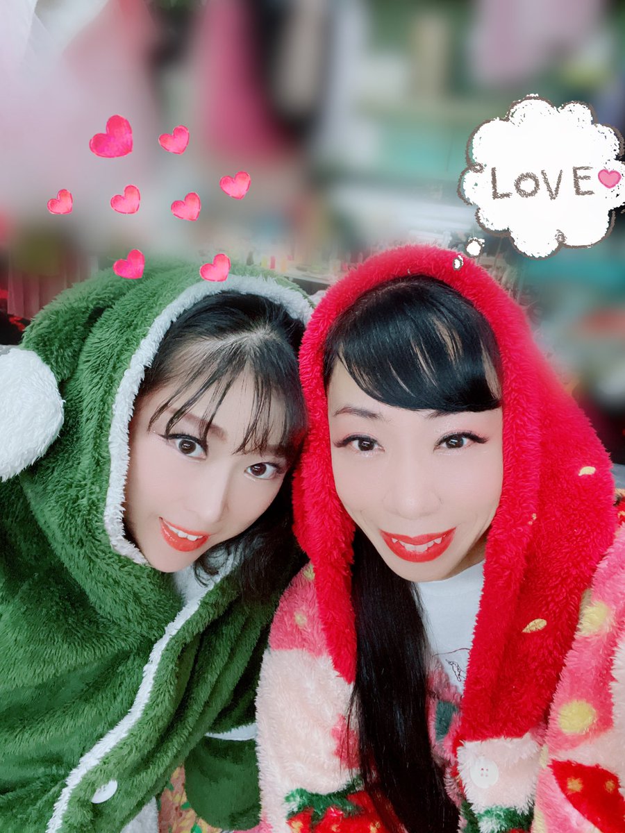 奇綺SM楽日ありがとうございました！
感謝の気持ちが溢れてくるばかりで、
まだ言葉がうまくまとまらないです。

スタッフの皆様、応援してくれたお客様、
出演の皆様、小雪さん、そして何より
沙千佳さんとゆいなみさん、もうみんな大好き！ありがとうございました！

#奇綺SM