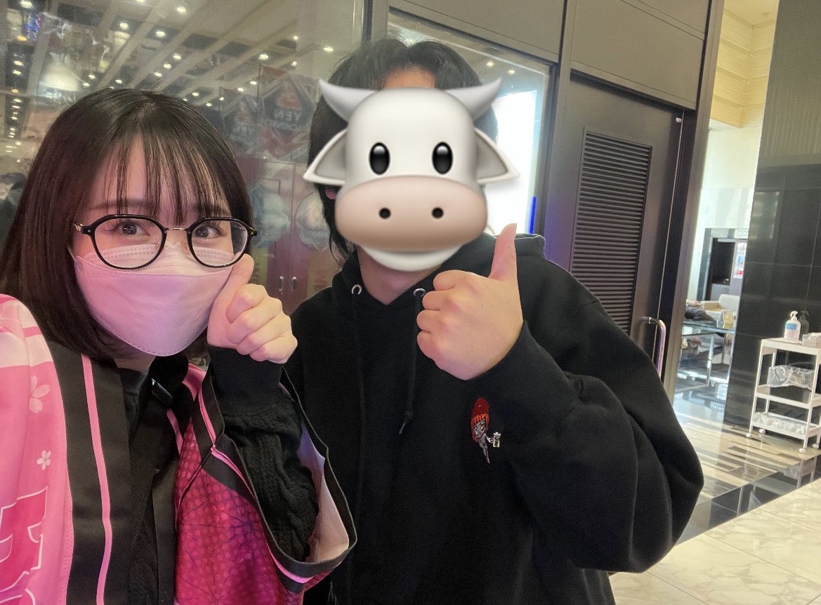 あまより tweet media