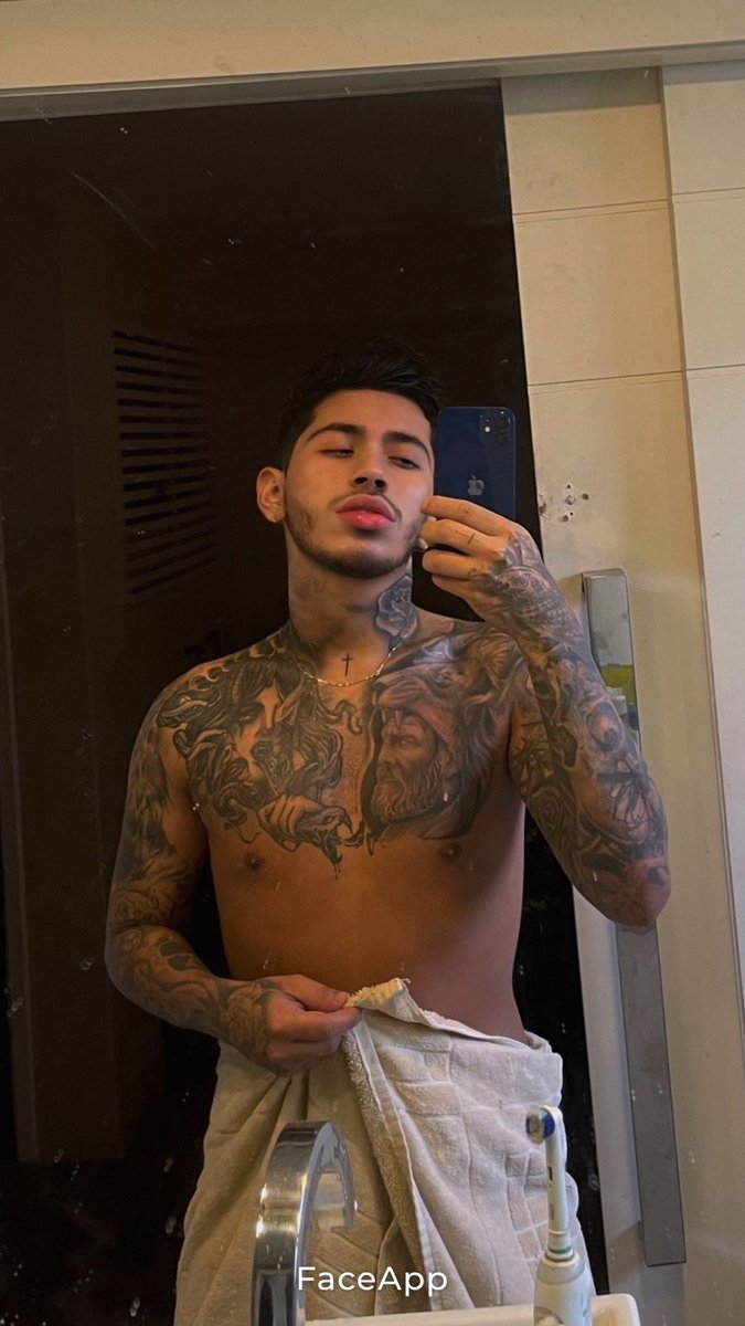EnzoLuxo's tweet photo. 📍🍆👌💦 https://t.co/wWe11ILWyU